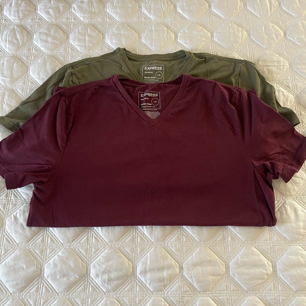 2 men’s express shirts 👕